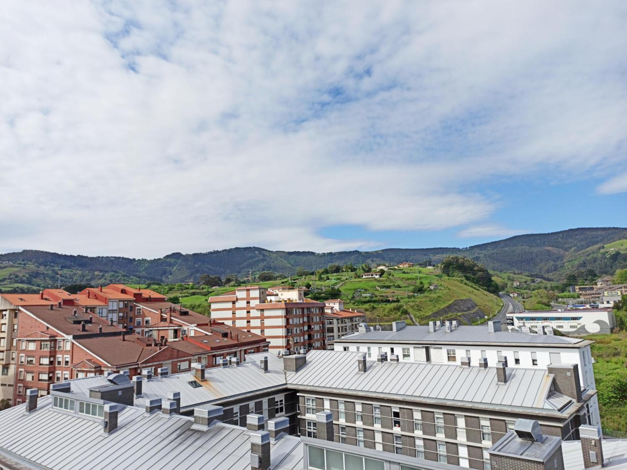 Apartamento Patxike Con Plaza De Garaje Apartment Bermeo Ruang foto