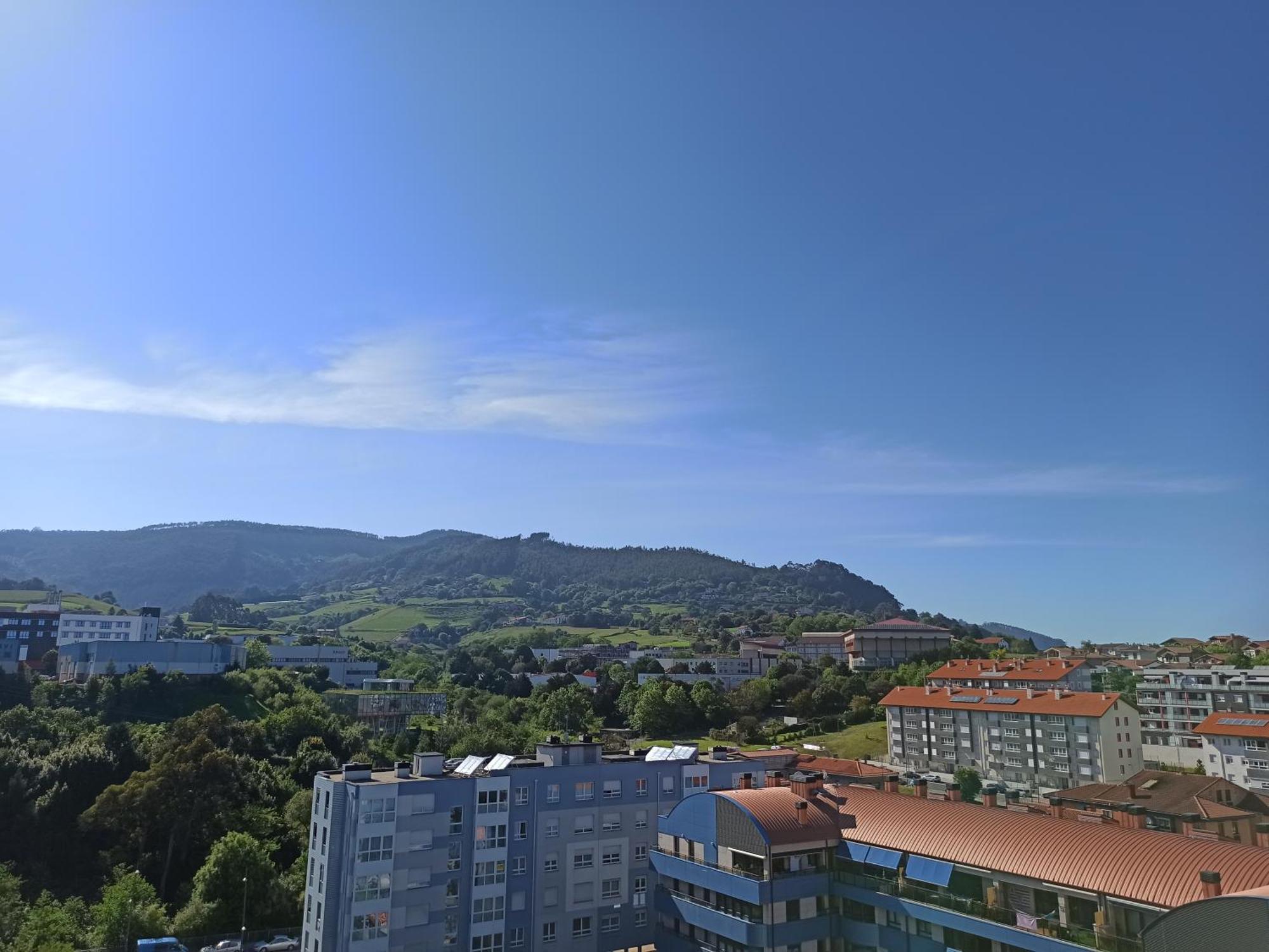 Apartamento Patxike Con Plaza De Garaje Apartment Bermeo Ruang foto